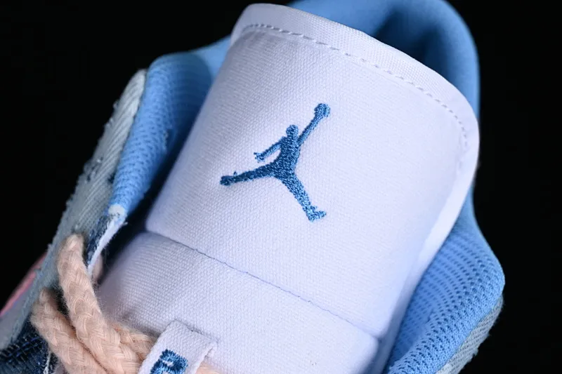 All categories Air Jordan Jordan series basketball shoes Air Jordan 1 Low Z version Air Jordan 1 Low "Washed Denim" AJ1 Joe 1 denim pink hook washed denim low-top casual sneakers DM8947-100